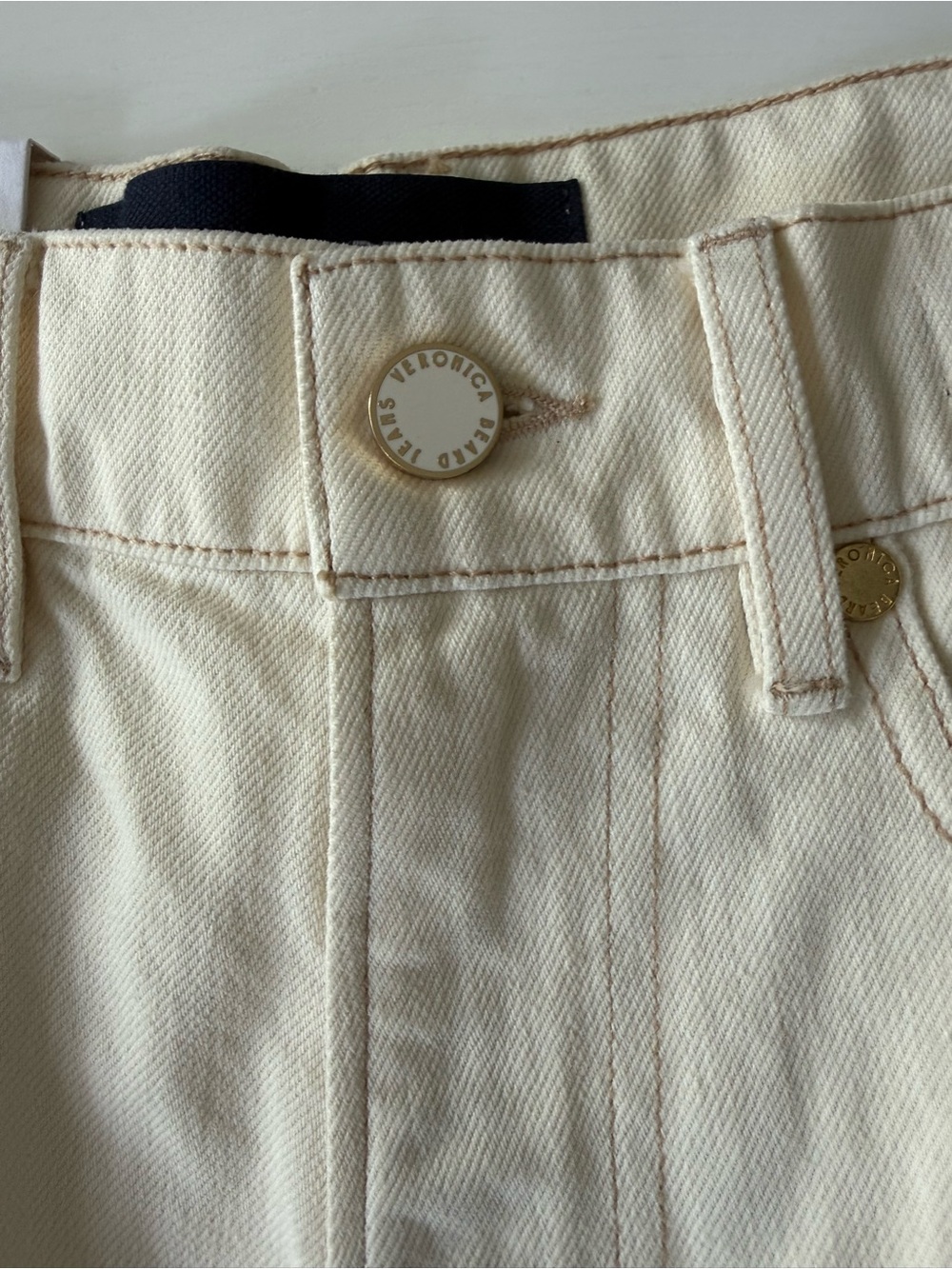 Veronica Beard Cream High-Rise Wide-Leg Bermuda Shorts - Picture 9 of 12